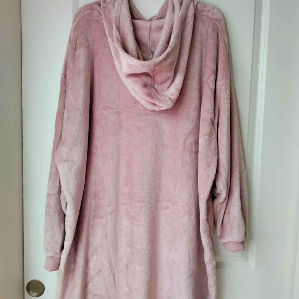 Oversized Blanket Hoodie